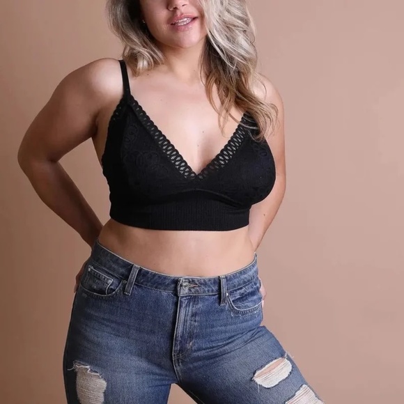 Plus Size Waistband Loop Lace Brami - Picture 1 of 2